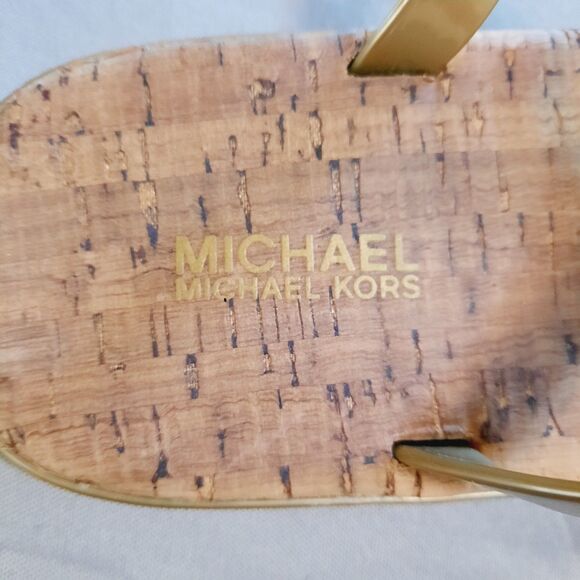 Michael Kors Womens Jet Set Jelly Flip Flop Gold-Tone Logo Size 8 Cork Footbed - Picture 4 of 7